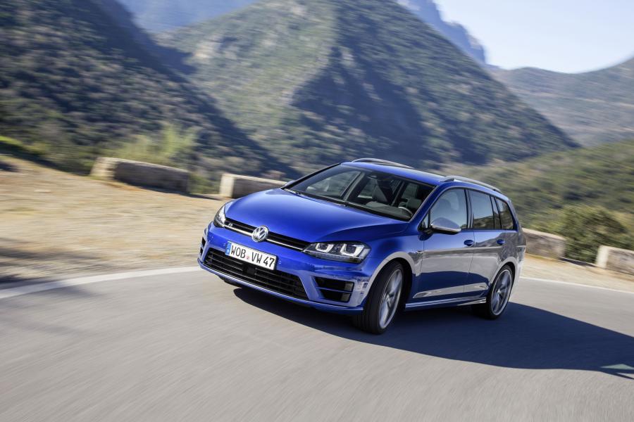  Volkswagen Golf R Variant 2015 года  (фото 22 из 25)